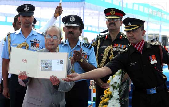 Army Covers to commemorate President’s Standard and Colours to 119 Helicopter Unit and 28 Equipment Depot