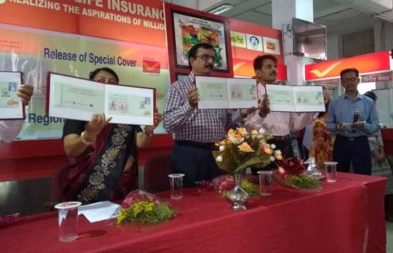 Special Cover on ‘Dhai Akhar’