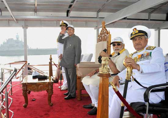 President Pranav Mukherjee reviewing Fleets at IFR2016