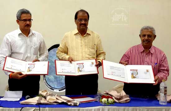 Special Cover on 25th Shukla Day Coin and Philately Fair 