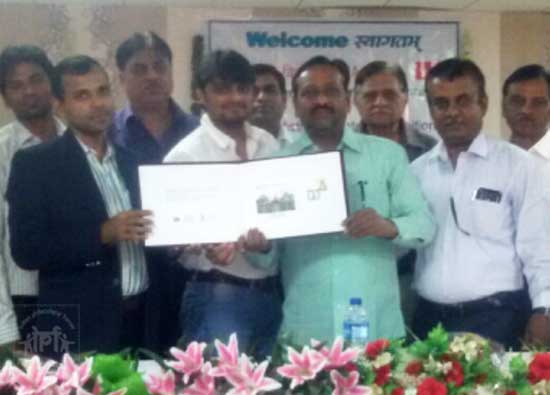 Special Cover on Salt Satyagrah Smarak, Dharasana